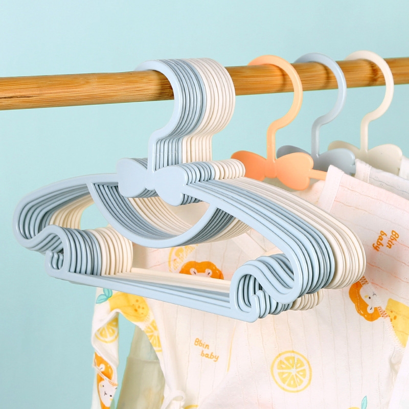 Baby Clothing Display - 10 Buah Gantungan Anak-anak dengan Pita