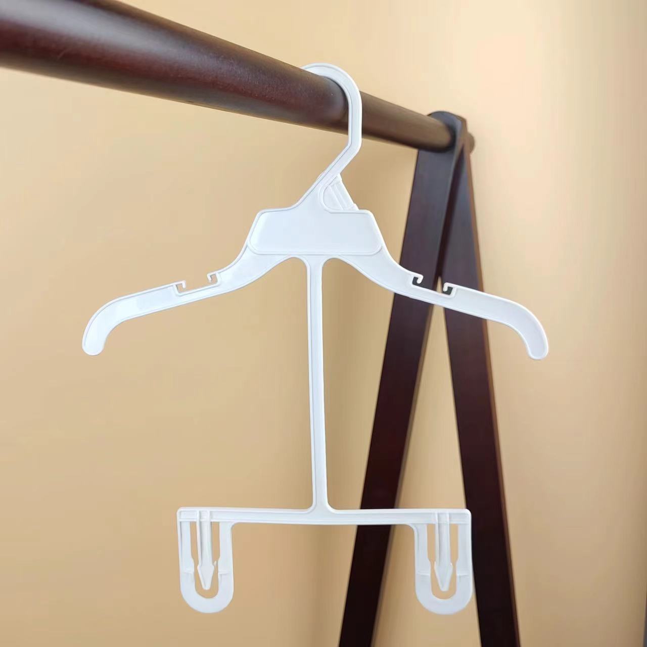 10 pcs Gantungan Baju Plastik  - Baby Clothing Display Stand ulasan dan harga